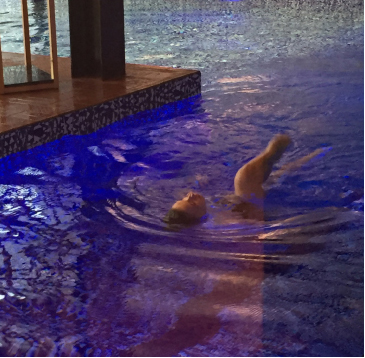 donna nuoto